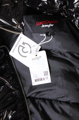 Dámska bunda  Jennyfer, Veľkosť M, Farba Čierna, Cena  21,57 €