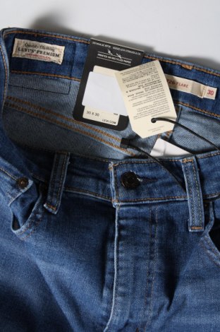 Γυναικείο μπουφάν Levi's, Μέγεθος M, Χρώμα Μπλέ, Τιμή 35,46 €