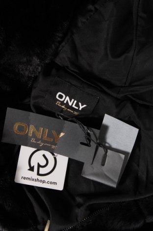 Γυναικείο μπουφάν ONLY, Μέγεθος S, Χρώμα Μαύρο, Τιμή 39,46 €