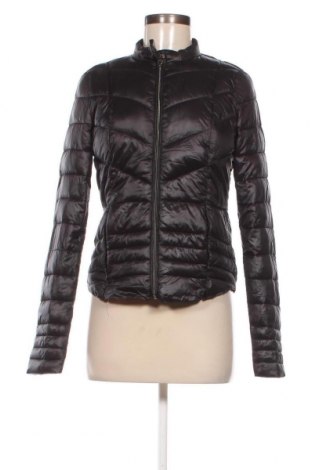 Γυναικείο μπουφάν Vero Moda, Μέγεθος XS, Χρώμα Μαύρο, Τιμή 12,17 €
