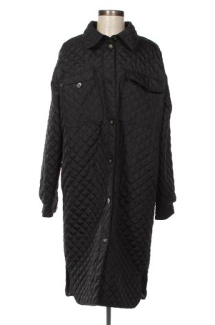 Γυναικείο μπουφάν Vero Moda, Μέγεθος M, Χρώμα Μαύρο, Τιμή 12,17 €