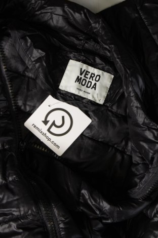 Γυναικείο μπουφάν Vero Moda, Μέγεθος L, Χρώμα Μαύρο, Τιμή 25,36 €