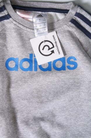 Детска блуза Adidas, Размер 3-4y/ 104-110 см, Цвят Сив, Цена 44,97 лв.