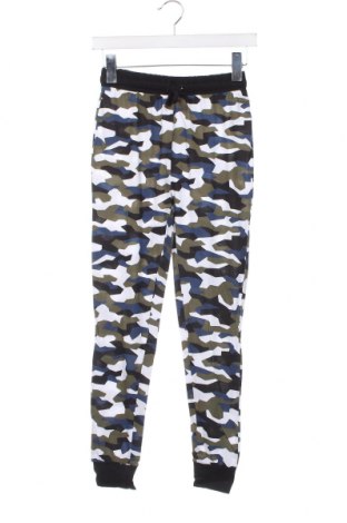 Kinder Pyjama  Freegun, Größe 9-10y/ 140-146 cm, Farbe Mehrfarbig, Preis 9,24 €