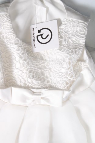 Παιδικό φόρεμα, Μέγεθος 12-18m/ 80-86 εκ., Χρώμα Λευκό, Τιμή 19,44 €
