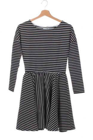 Детска рокля Reserved, Размер 12-13y/ 158-164 см, Цвят Черен, Цена 8,41 лв.