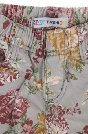 Kinderjeans, Größe 2-3y/ 98-104 cm, Farbe Mehrfarbig, Preis € 7,86