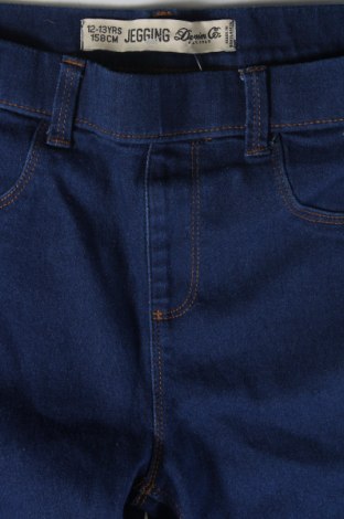 Dziecięce jeansy Denim Co., Rozmiar 12-13y/ 158-164 cm, Kolor Niebieski, Cena 43,99 zł