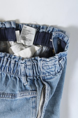 Dziecięce jeansy H&M, Rozmiar 12-13y/ 158-164 cm, Kolor Niebieski, Cena 20,47 zł