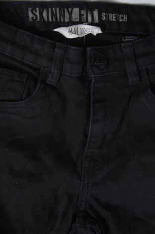 Dětské džíny  H&M, Velikost 10-11y/ 146-152 cm, Barva Černá, Cena  179,00 Kč