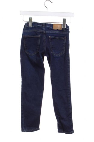Dětské džíny  LC Waikiki, Velikost 6-7y/ 122-128 cm, Barva Modrá, Cena  405,00 Kč