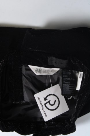 Dětské krátké kalhoty  H&M, Velikost 4-5y/ 110-116 cm, Barva Černá, Cena  118,00 Kč