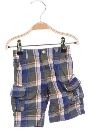 Παιδικό κοντό παντελόνι Rebel, Μέγεθος 12-18m/ 80-86 εκ., Χρώμα Πολύχρωμο, Τιμή 4,30 €