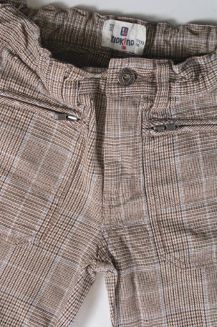 Dětské kalhoty , Velikost 4-5y/ 110-116 cm, Barva Vícebarevné, Cena  110,00 Kč