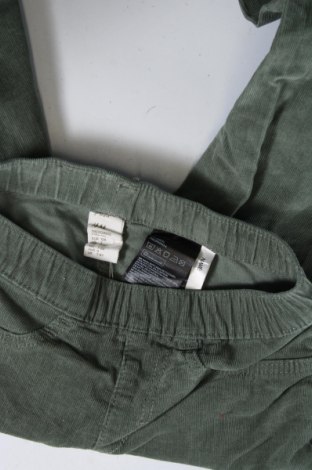 Detské nohavice  H&M, Veľkosť 7-8y/ 128-134 cm, Farba Zelená, Cena  4,76 €