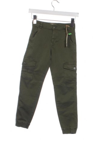 Детски панталон Oviesse, Размер 7-8y/ 128-134 см, Цвят Зелен, Цена 19,80 лв.