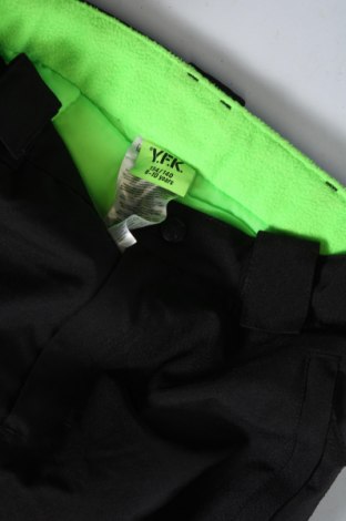 Παιδικό παντελόνι για χειμερινά σπορ Y.F.K., Μέγεθος 8-9y/ 134-140 εκ., Χρώμα Μαύρο, Τιμή 7,92 €