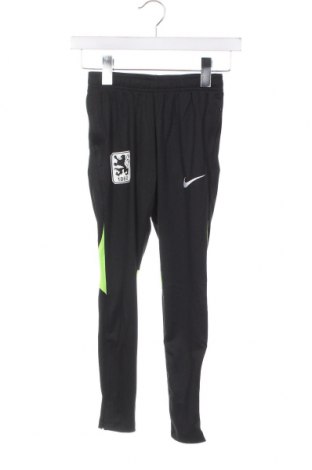 Детско спортно долнище Nike, Размер 7-8y/ 128-134 см, Цвят Черен, Цена 35,20 лв.