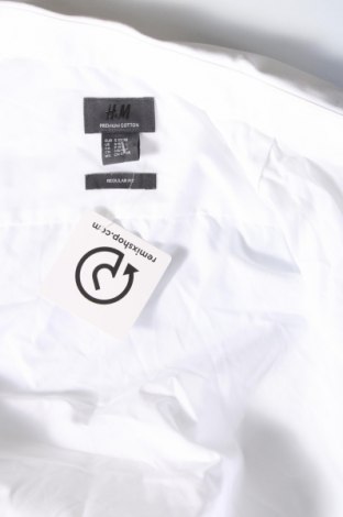 Herrenhemd H&M, Größe S, Farbe Weiß, Preis 15,00 €