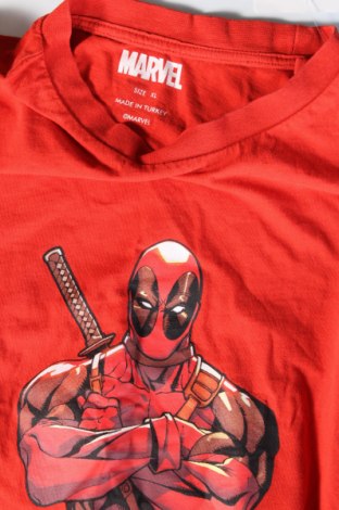Мъжка тениска Marvel, Размер XL, Цвят Червен, Цена 14,00 лв.