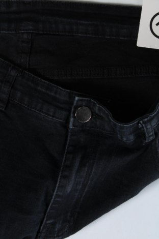 Pánske džínsy , Veľkosť XL, Farba Čierna, Cena  13,15 €
