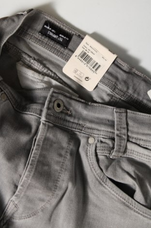 Blugi de bărbați Pepe Jeans, Mărime S, Culoare Gri, Preț 565,79 Lei