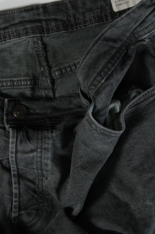 Pánske džínsy  Primark, Veľkosť XL, Farba Sivá, Cena  15,65 €
