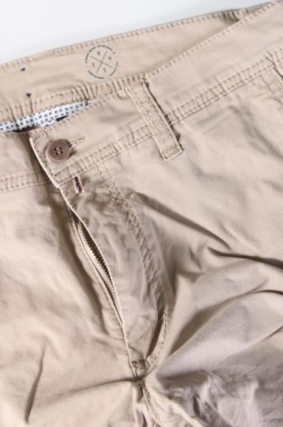 Мъжки къс панталон Eurex by Brax, Размер L, Цвят Бежов, Цена 41,06 лв.