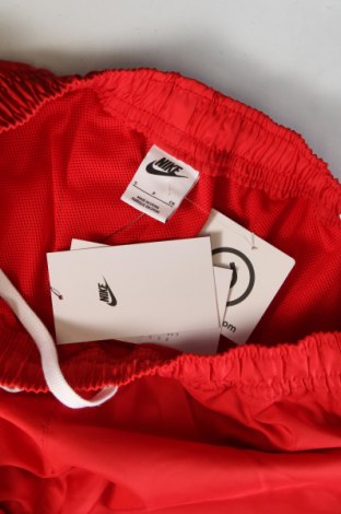 Мъжки къс панталон Nike, Размер S, Цвят Червен, Цена 77,00 лв.
