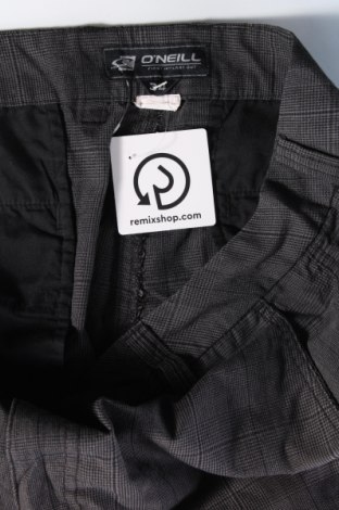 Мъжки къс панталон O'neill, Размер L, Цвят Сив, Цена 110,20 лв.