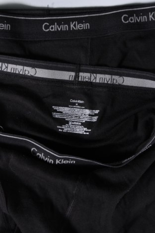 Мъжки комплект Calvin Klein, Размер M, Цвят Черен, Цена 74,00 лв.