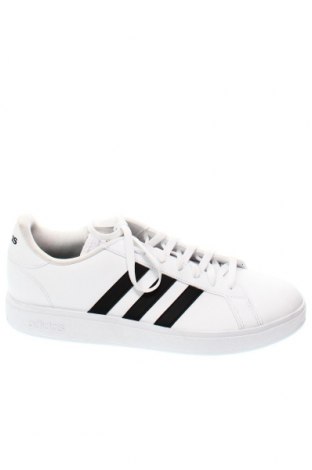 Мъжки обувки Adidas, Размер 46, Цвят Бял, Цена 71,20 лв.