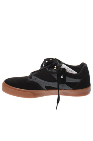 Мъжки обувки DC Shoes, Размер 41, Цвят Черен, Цена 71,05 лв.
