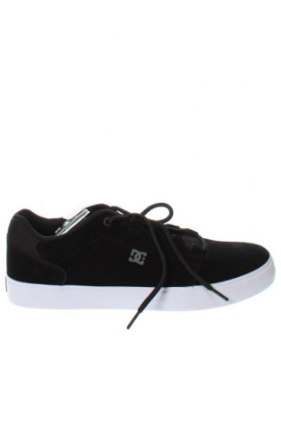 Мъжки обувки DC Shoes, Размер 44, Цвят Черен, Цена 172,55 лв.