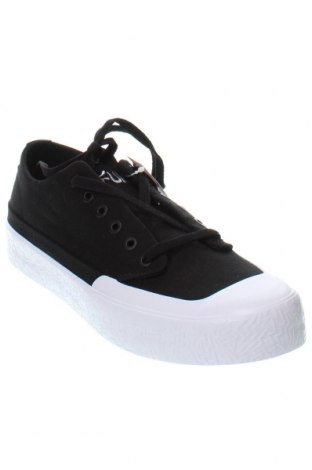Мъжки обувки DC Shoes, Размер 45, Цвят Черен, Цена 81,20 лв.