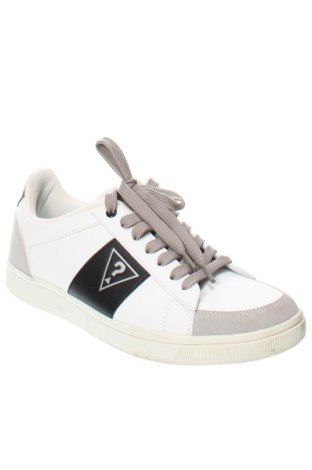 Ανδρικά παπούτσια Guess, Μέγεθος 42, Χρώμα Λευκό, Τιμή 44,00 €