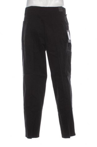Мъжки панталон Liu Jo, Размер XL, Цвят Черен, Цена 71,40 лв.