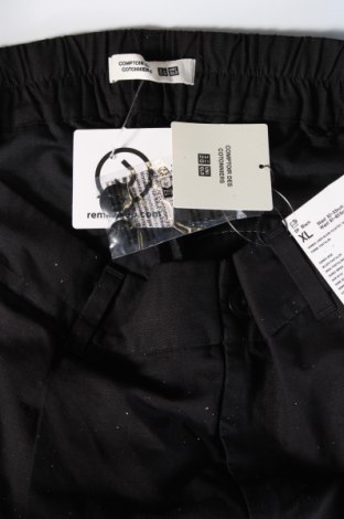 Мъжки панталон Uniqlo, Размер XL, Цвят Черен, Цена 29,36 лв.