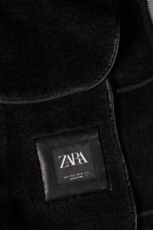 Мъжко кожено яке Zara, Размер S, Цвят Черен, Цена 41,00 лв.