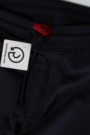 Pantaloni trening de bărbați Hugo Boss, Mărime L, Culoare Albastru, Preț 400,00 Lei