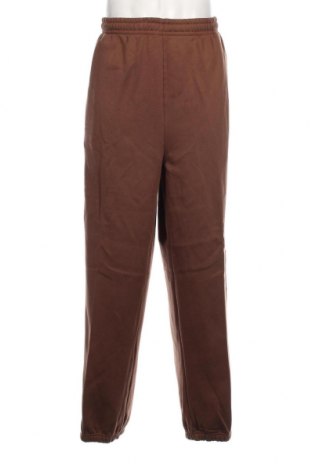 Pantaloni trening de bărbați Urban Classics, Mărime XXL, Culoare Maro, Preț 305,92 Lei