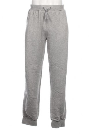 Pantaloni trening de bărbați Urban Classics, Mărime XL, Culoare Gri, Preț 152,96 Lei