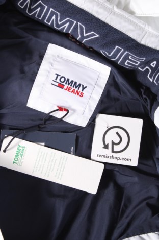 Ανδρικό μπουφάν Tommy Jeans, Μέγεθος L, Χρώμα Λευκό, Τιμή 196,39 €