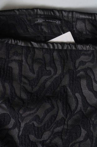 Пола Zara, Размер XS, Цвят Черен, Цена 40,19 лв.