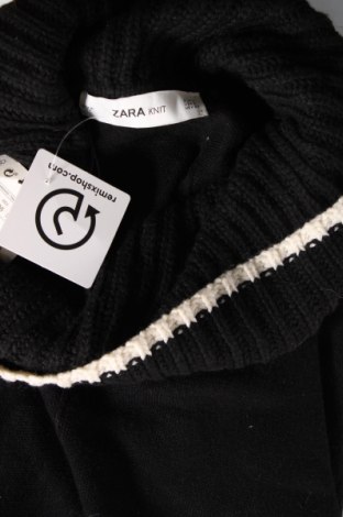 Pončo  Zara Knitwear, Velikost S, Barva Černá, Cena  765,00 Kč