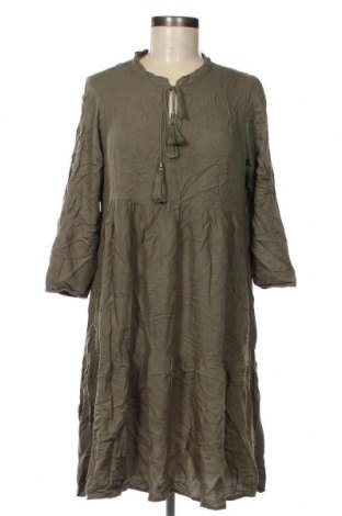 Kleid, Größe M, Farbe Grün, Preis 7,06 €