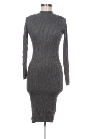 Kleid, Größe S, Farbe Grau, Preis € 7,87