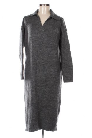 Kleid, Größe M, Farbe Grau, Preis 5,85 €
