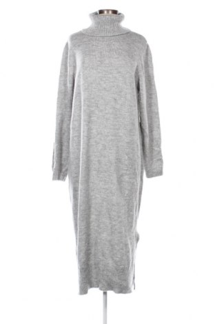 Kleid, Größe L, Farbe Grau, Preis 20,18 €