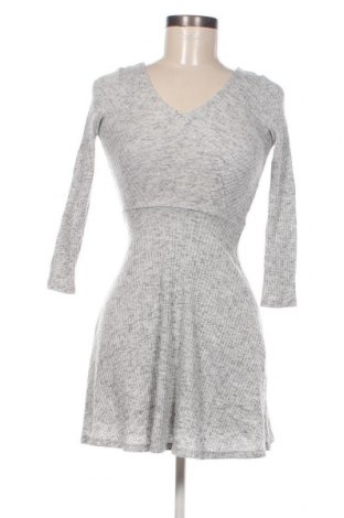 Φόρεμα Bershka, Μέγεθος XS, Χρώμα Γκρί, Τιμή 9,87 €